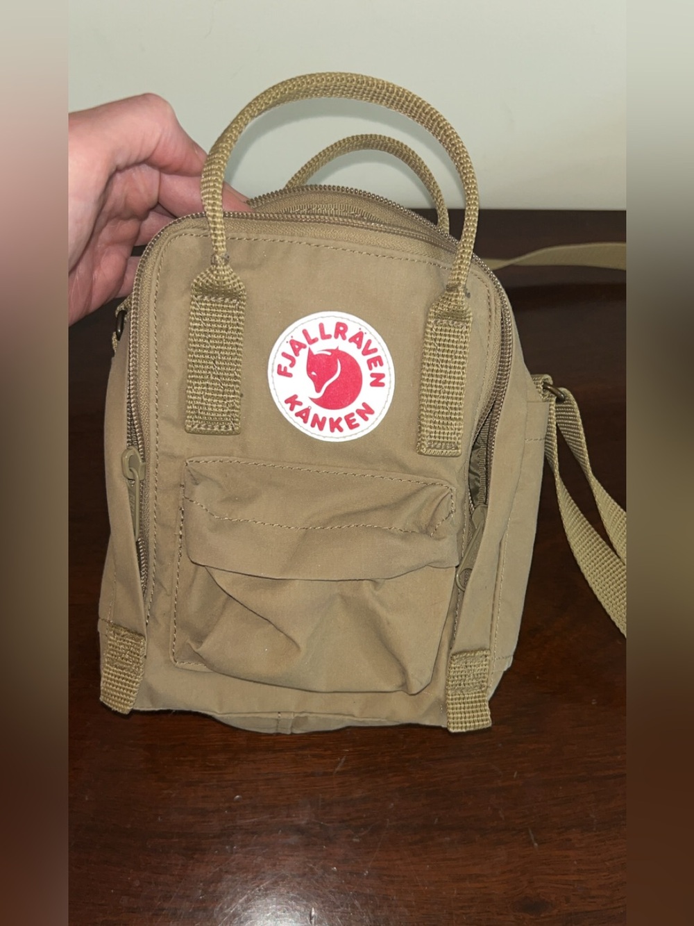 Kånken Sling Crossbody Bag - Khaki